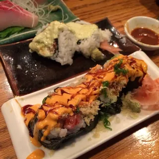 Hamachi Crunch Roll (4)