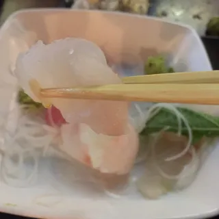 Hamachi Sashimi