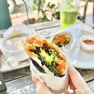 Spicy salmon bowl-Lito ($16.50)