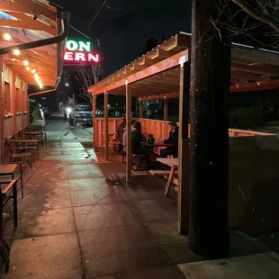The parklet is back!