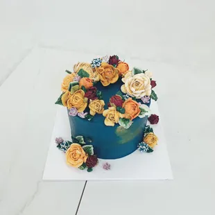 Butteream flowercake