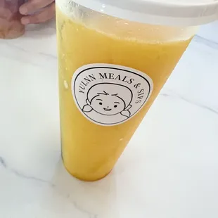 Mango smoothie