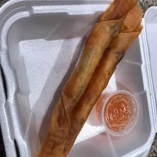 Crispy shrimp rolls