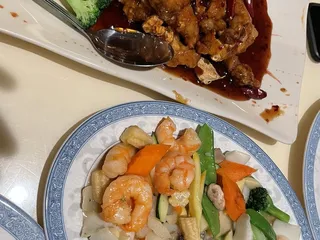 Heaven Dragon Chinese Restaurant