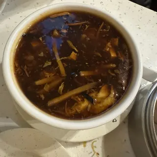 () Veggie Hot Sour Soup