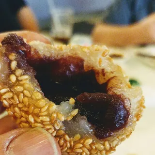 DS24 Red Bean Sesame Ball