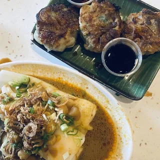 CS13a Curry Shrimp Rice Noodle