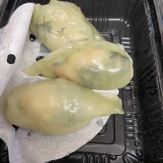 Garlic Spinach Shrimp Dumpling