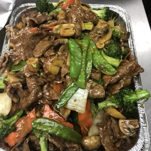 A tray of hunan beef