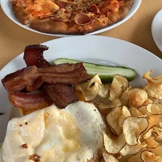 breakfast sandwich