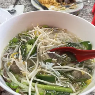 ramen and noodles, food