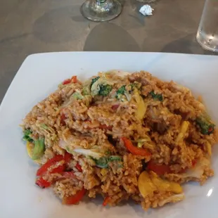 It's ran by an amazing family ( Alicia)!! The food never fails. We have tried most of the entrees on the menu and have never been unhappy.