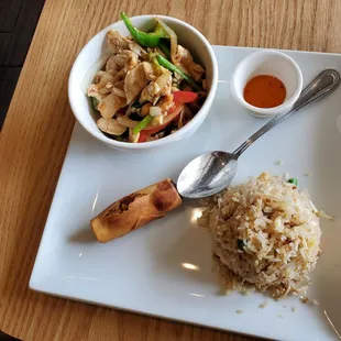 Cashew nut chicken lunch special