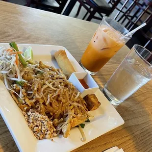 Pad Thai Lunch Special