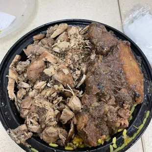 Ordered the jerk chicken, non spicy rice and plantain.