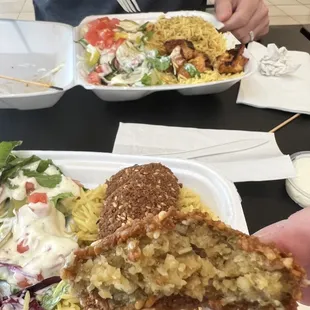 Look at the crunchy inside of this falafel!