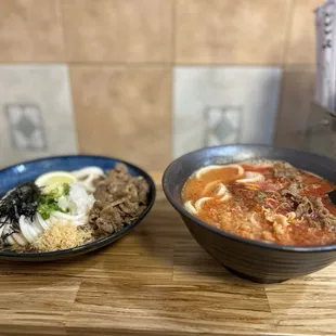 Cold Niku Udon and spicy hot niku udon