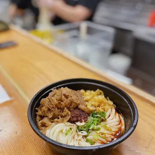 Spicy cold niku udon
