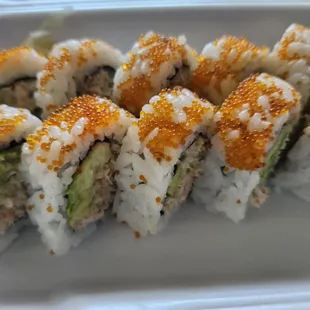 CA Rolls with real crab