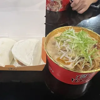 Chashu Bun