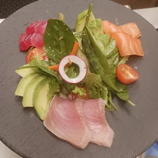 Sashimi Salad