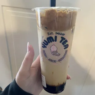 Dalgoda Coffee 80% sweet, caramel drizzle, tiger sugar drizzle