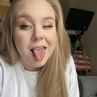 Elise L.