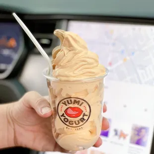 Love the rotating Carbolite flavors! Pumpkin mascarpone &amp; Reese's pieces today ^-^