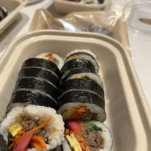 Beef kimbap