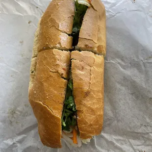 a sandwich cut in half