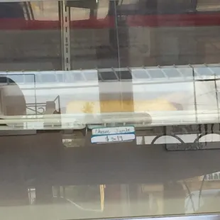 Can u see the jumbo kolache? bread/filling of the kolache is evenly proportioned.