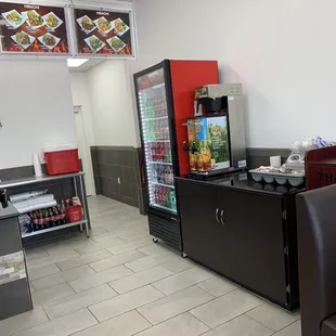 the inside of a fast food restaurant