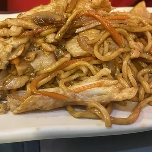 Chicken Lo Mein