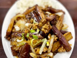 Broadway Dim Sum Cafe