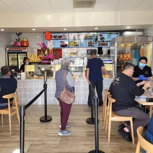 Inside - bbq counter &amp; dining room (small)