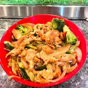 Chicken bowl with mixed veggies &amp; brown rice (off of menu)