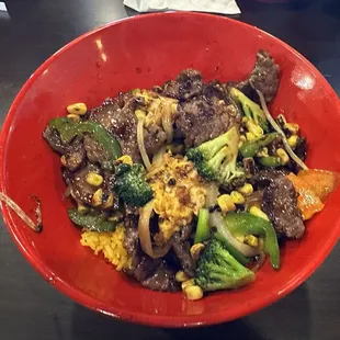 beef, broccoli, and corn