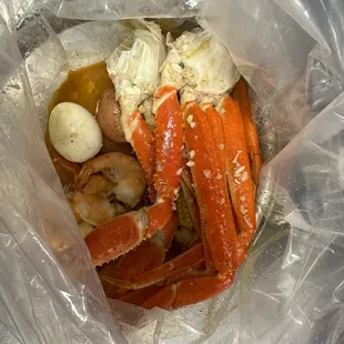 L8. Snow Crab and Shrimpno head)