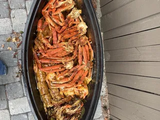 Mr.3's CrabPot Bar and Grill