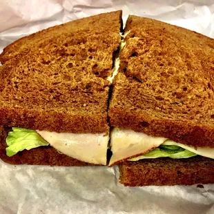 Turkey Avocado Sandwich