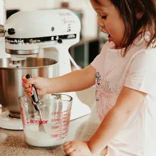 Who doesn't need little helpers in your kitchen!!!