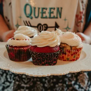 Do you care for a cupcake?!