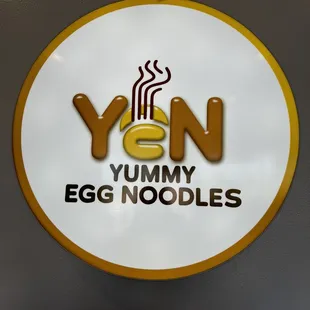 Mi đặt biệt and Mi vịt tiềm from Yummy Egg Noodles