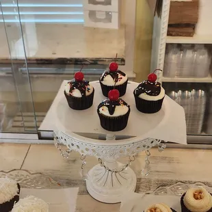 Neapolitan Cupcakes!