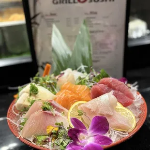 sushi, sushi and sashimi, food, sashimi