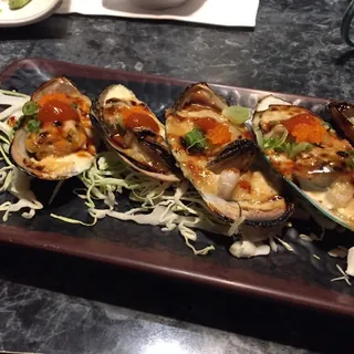 3. Baked Green Mussels