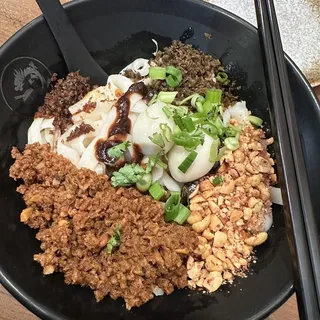 K15. Knife Cut Noodle with Minced Meat