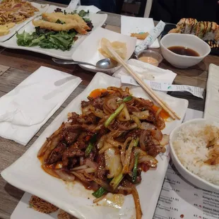 Kids lo mein/sushi/Mongolian beef