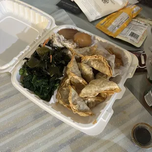 Supposed to be kalbi and mandoo combo... Only mandoo