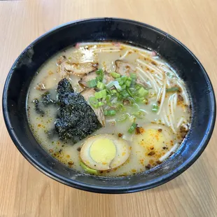 TONKOTSU RAMEN